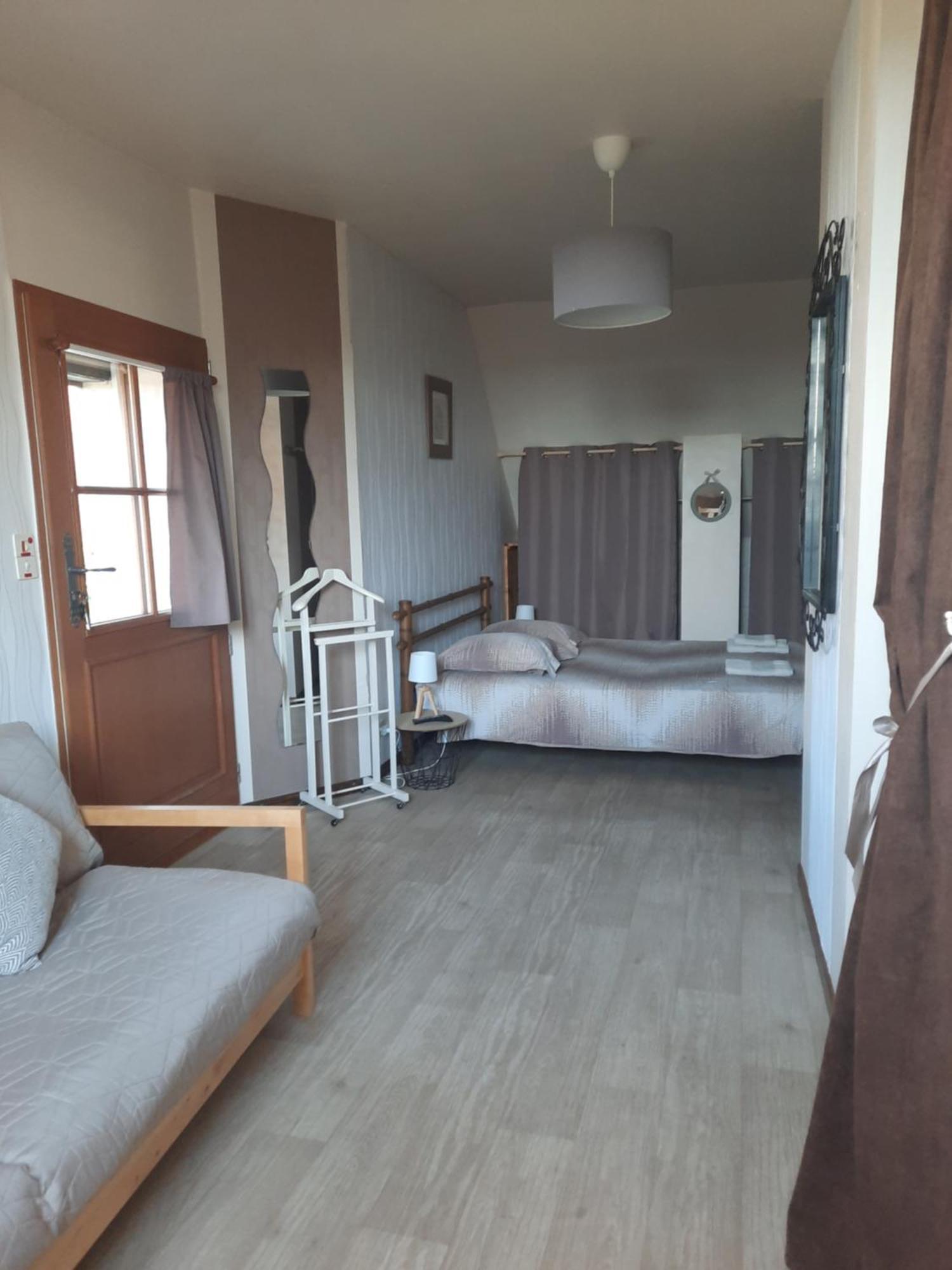 La Maison Genevier - Chambre Doreline Montreuil-en-Touraine Dış mekan fotoğraf
